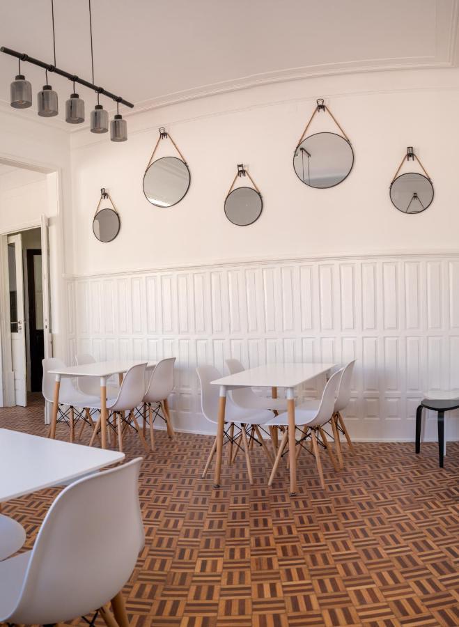 Olopo Hostel Porto Luaran gambar